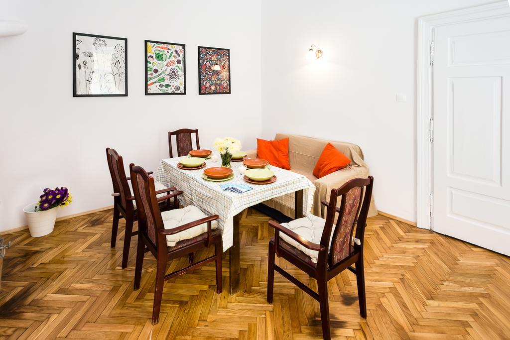 Live Like Locals: Market Square X Jewish District Krakau Exterior foto